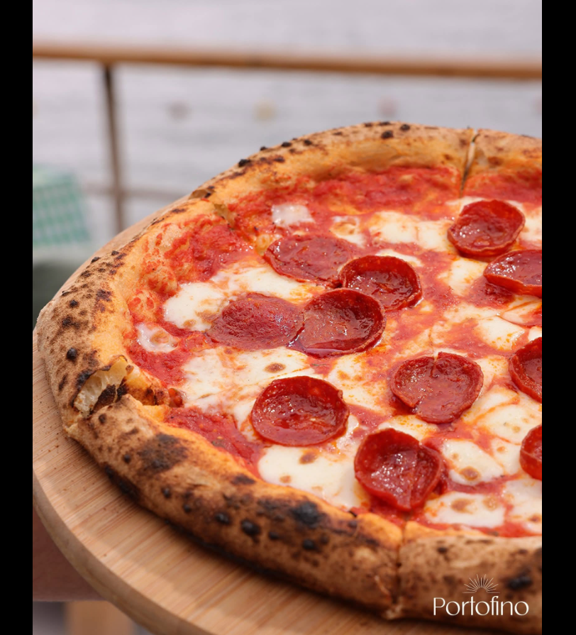 Salami picante wood-fired pizza
